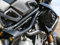 photo Benelli TNT 899