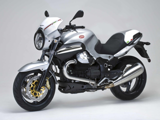 moto guzzi 1200 sport v4 2