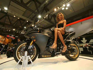 yamaha r1 1