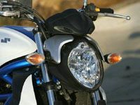 photo Suzuki Gladius