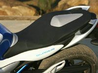 photo Suzuki Gladius