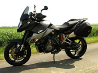 photo KTM SMT 990