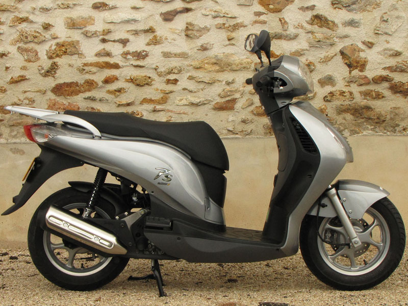 essai du Honda PS125i modèle 2009