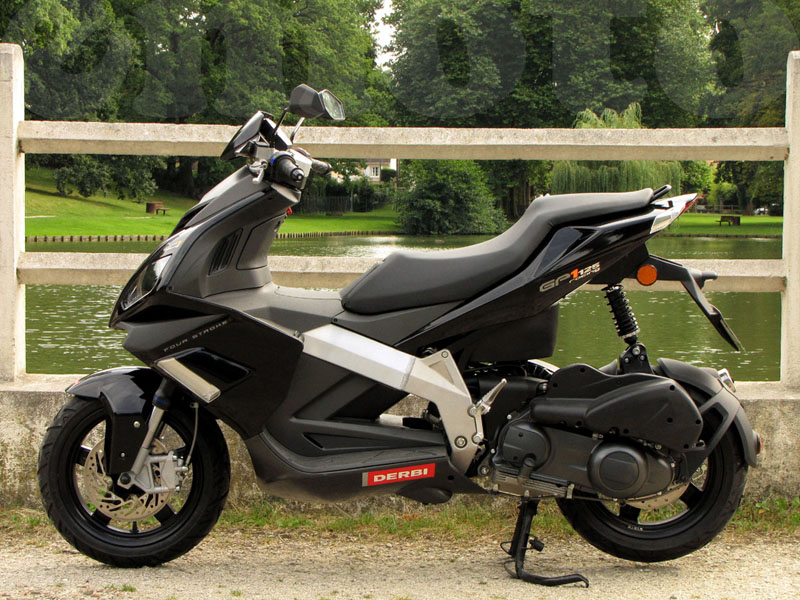 essai du Derbi GP1 Racing 125 modèle 2009