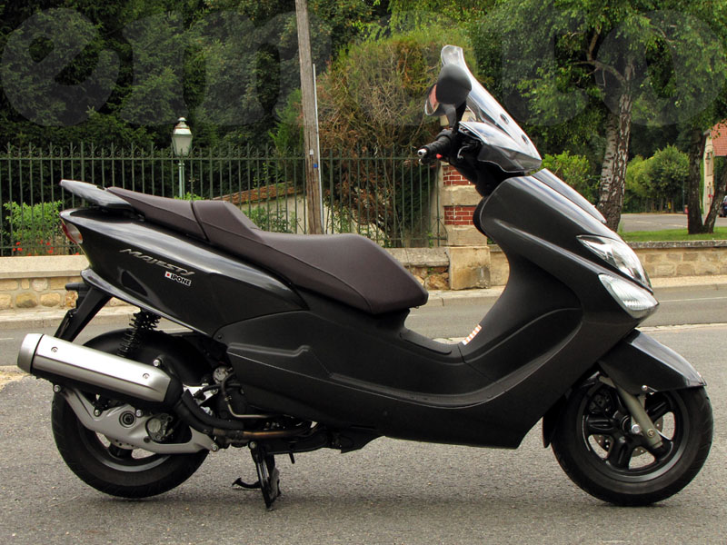 essai du Yamaha Majesty 125 modèle 2009