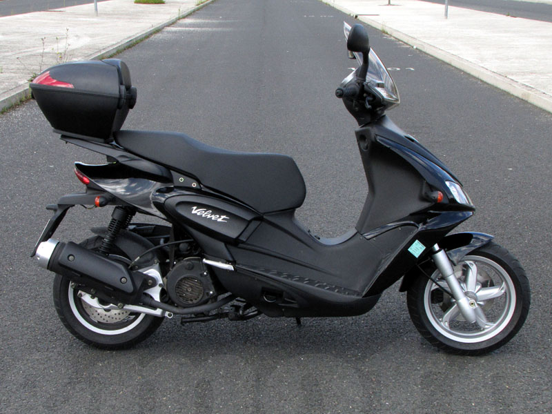 essai du Benelli Velvet 125 modèle 2009