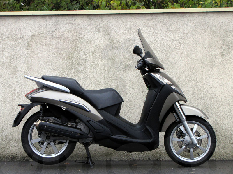 essai du Peugeot Geopolis 125 modèle 2009