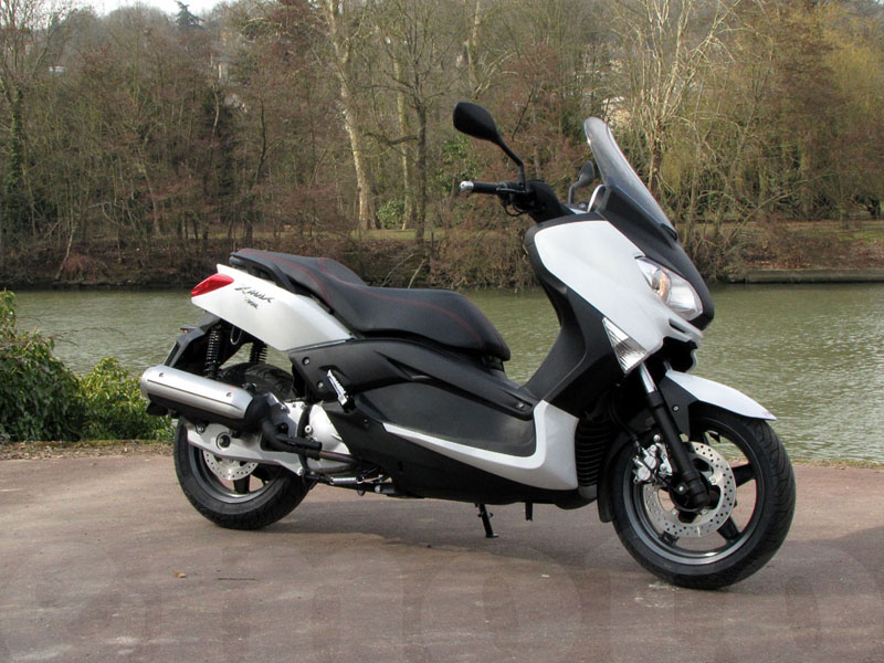 essai du Yamaha X-Max 125 modèle 2010