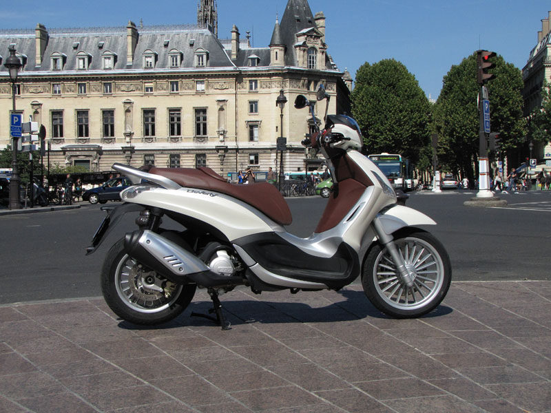 essai du Piaggio Beverly 125 modèle 2010
