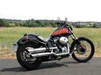 photo Harley-Davidson Blackline