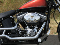 photo Harley-Davidson Blackline