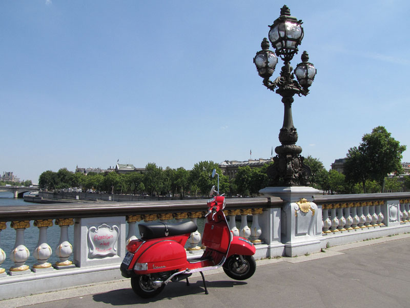 essai du Vespa PX 125 modèle 2011