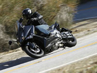 photo Yamaha T-Max 530