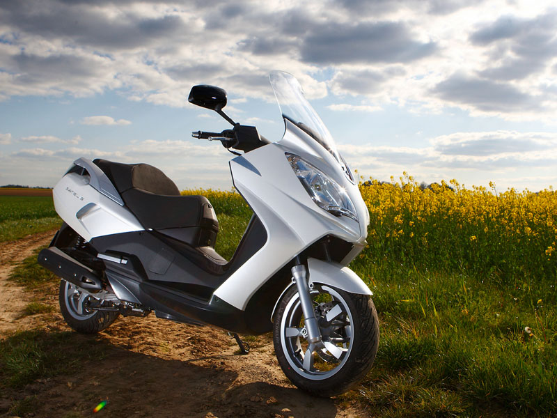 essai du Peugeot Satelis 125 Executive modèle 2012