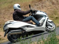 photo Piaggio X10 125, 350 et 500