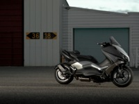 photo Yamaha T-Max 530 Lazareth Hyper Modified