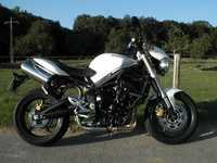 photo Triumph Street Triple