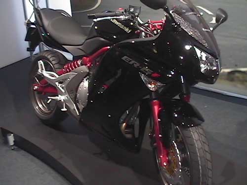 kawasaki-er6f.jpg