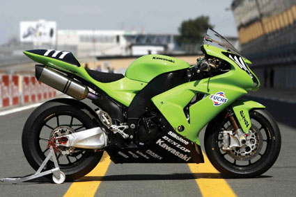 kawasaki-zx10r-111.jpg