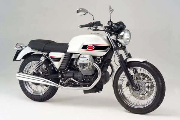 moto guzzi v7 classic 2