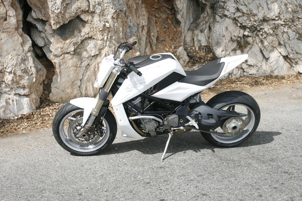 MV Agusta Bestial