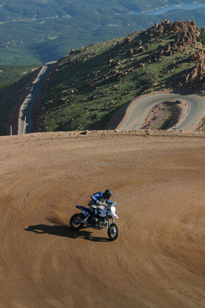 bmw hp2 megamoto pikes peak kirssi