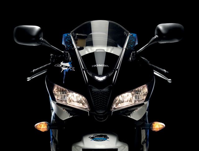 honda cbr600rr 2009 blanc bleu face feux