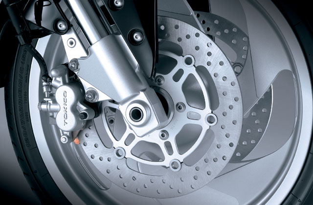 suzuki m1500 brake