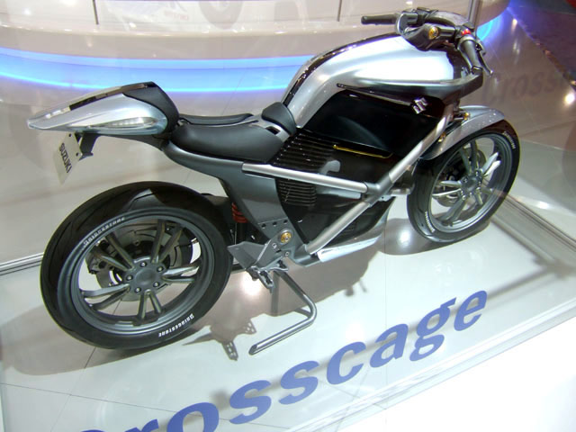 suzuki crosscage 4
