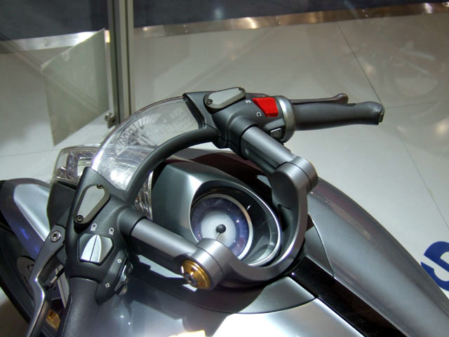 suzuki crosscage 6
