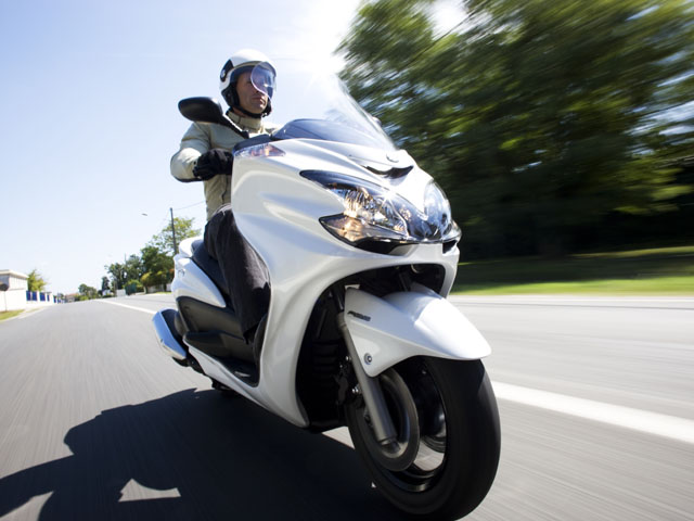 yamaha majesty400 2009 action