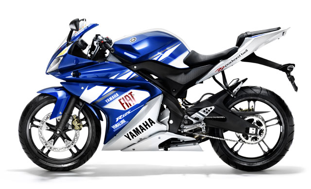 yamaha 2009 yzf r125 team yamaha race replica profil gauche yamaha 2009 yzf r125 team yamaha race replica profil gauche