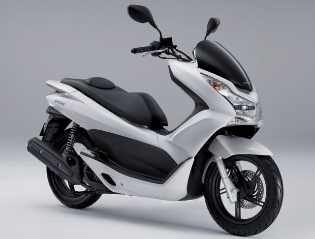 http://www.emoto.com/img/news/200910/5812/honda-pcx.jpg