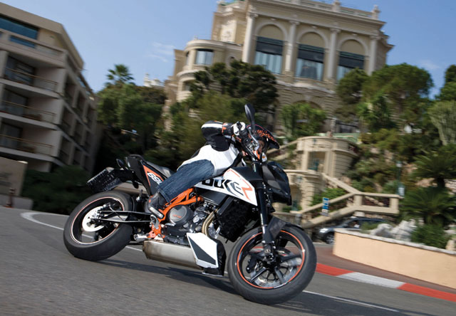 ktm duker 690 2010 action ktm duker 690 2010 action