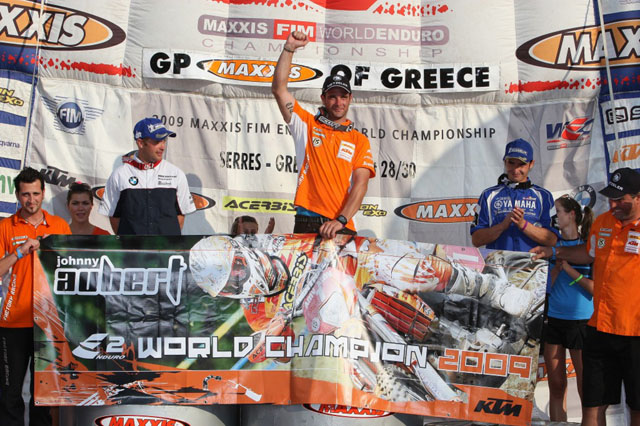 johnny aubert champion du monde e2 2009 podium johnny aubert champion du monde e2 2009 podium