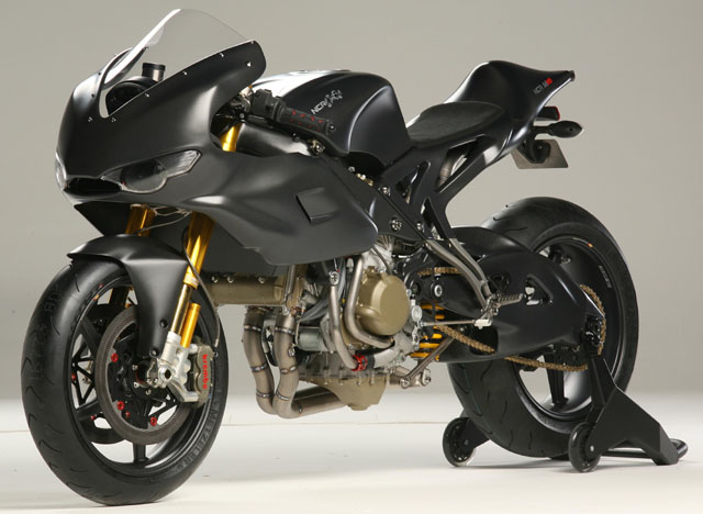 ncr millona 16 avant gauche