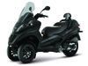 MP3 400 LT Black, Piaggio bascule du c�t� obscure