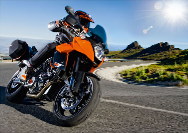 ktm 990 sm t action
