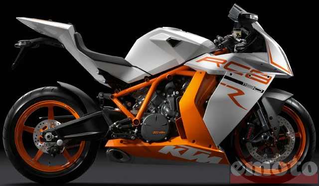 Après la KTM RC8R Track, voici la KTM RC8R à Milan