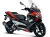 Aprilia lance son scooter sportif SR MAX 125 & 300