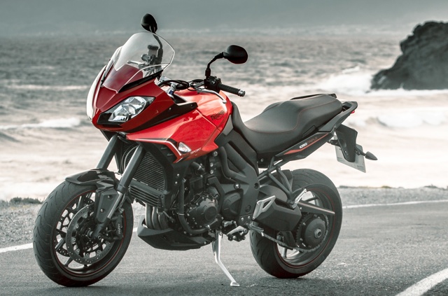 http://www.emoto.com/img/news/201301/7792/triumph-tiger-sport-avant-droit.jpg