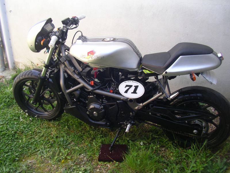 HONDA 700 DCT Coursifiée 1/2