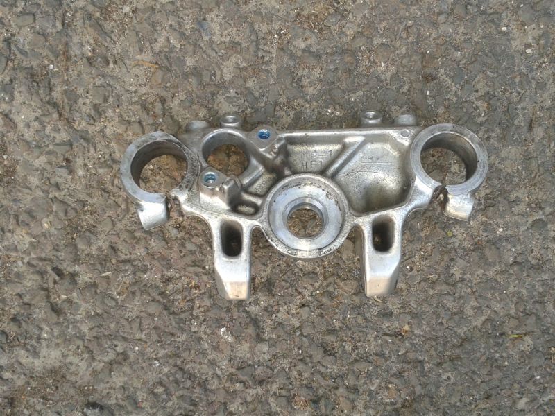 Tés supérieur honda 750 vfs 1986 3/3