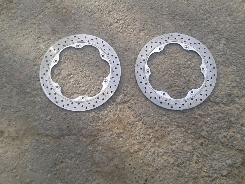 Disques de freins yamaha xj 900 diversion 2003 1/3
