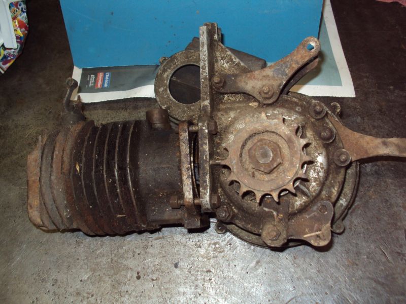 MOTEUR ANCIEN 2/6