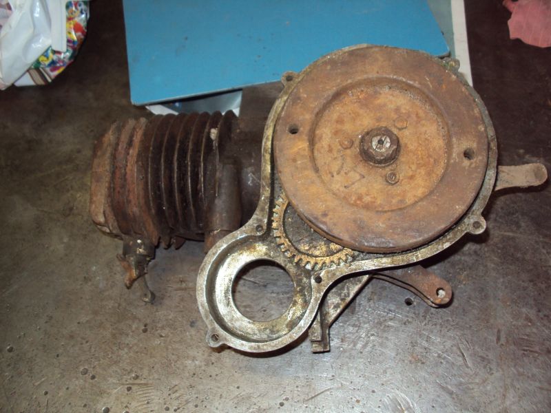 MOTEUR ANCIEN 3/6