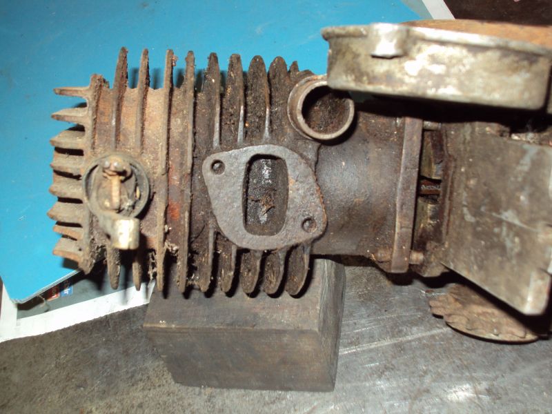 MOTEUR ANCIEN 4/6