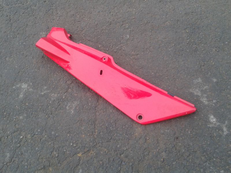 Cache latéral droit honda750 vfr 1993 3/3
