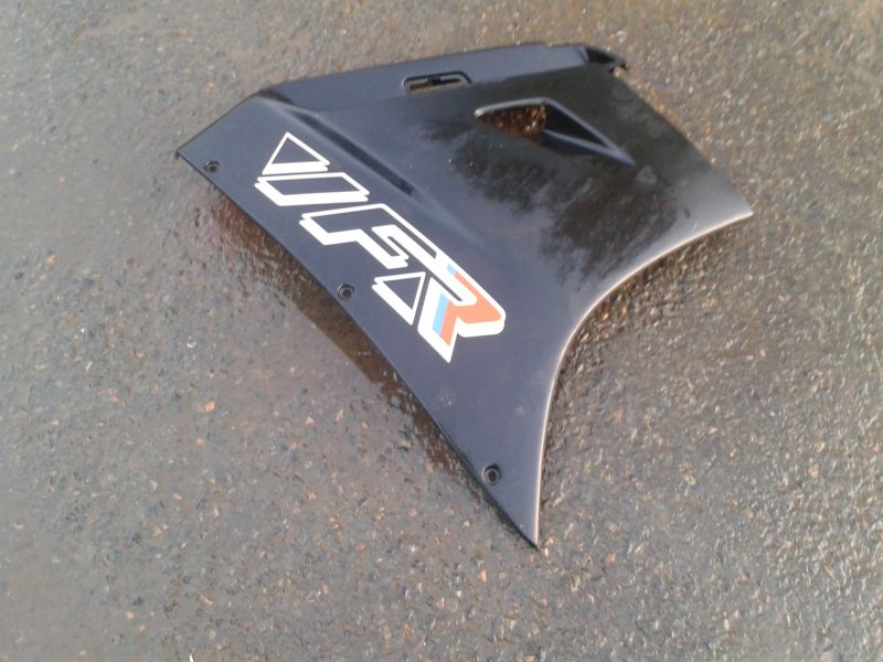 Flanc carénage droit honda750 vfr 1990 2/3