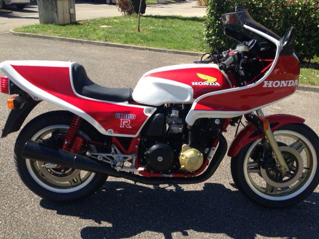 HONDA CB 1100 R 1/4